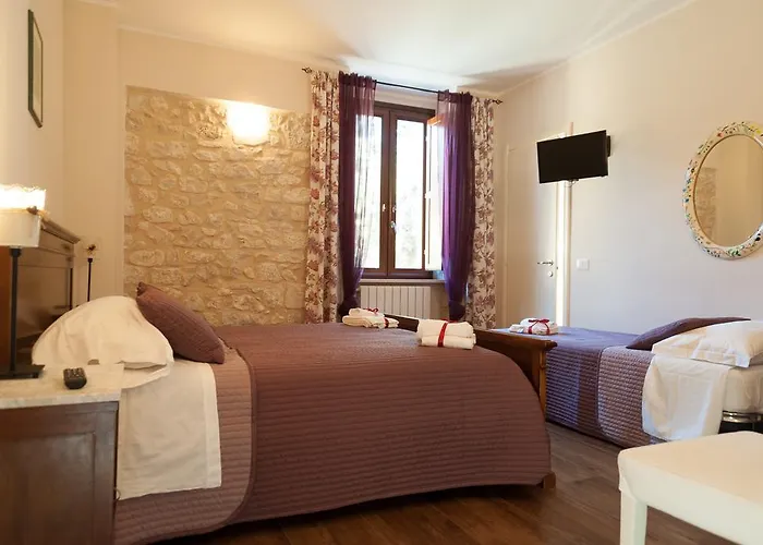 La Di Mariella Dal 1950 3* Poggio Picenze